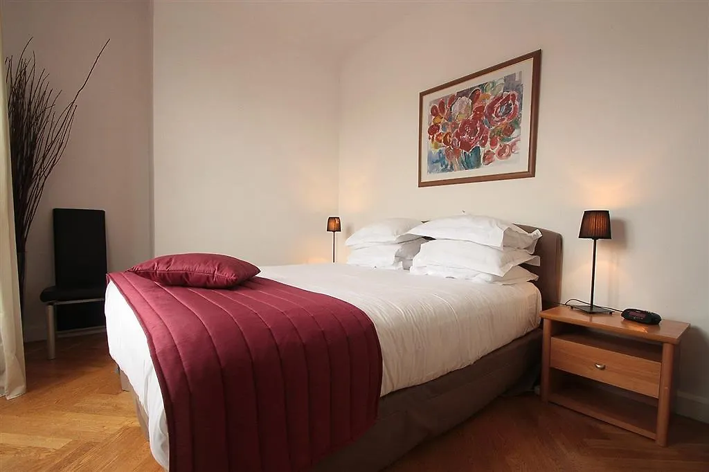 *** Hotel Bridgestreet Opera Serviced Apartments Paris France